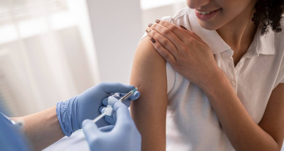 Reações mais comuns à vacina da gripe e o que fazer - MundoBoaForma