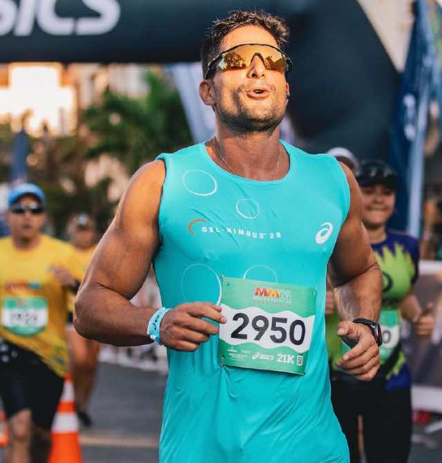 André Martinelli em corrida 