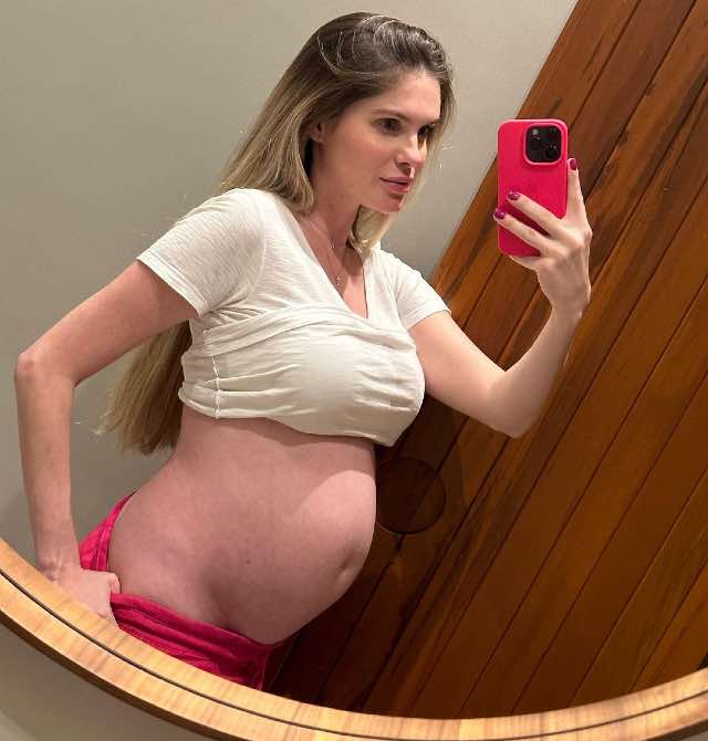 Bárbara Evans gravidez gemelar