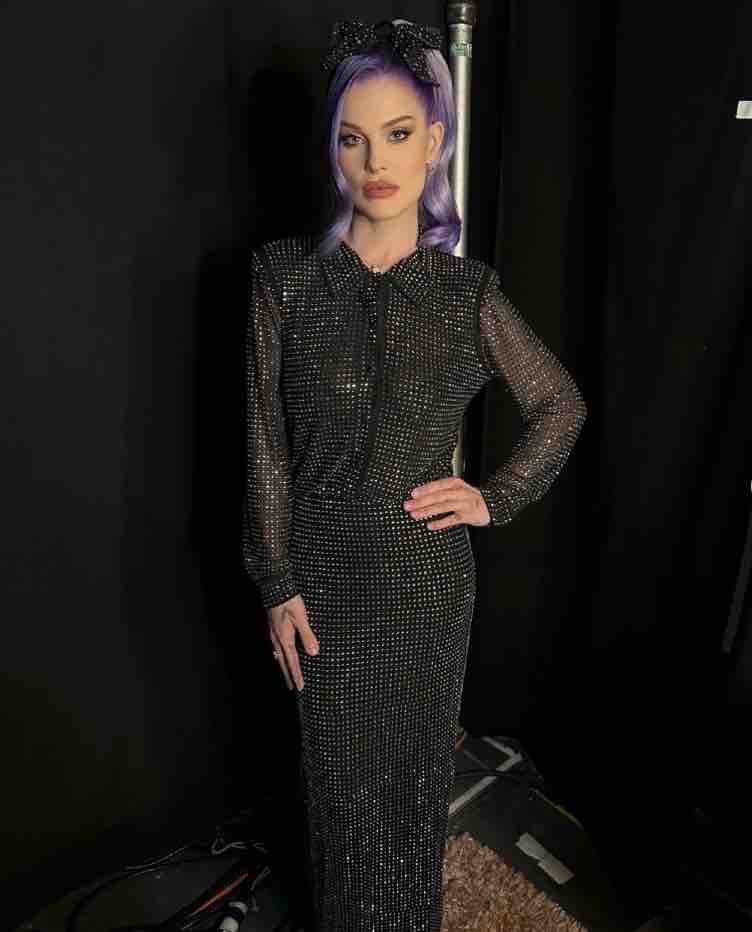 Corpo de Kelly Osbourne