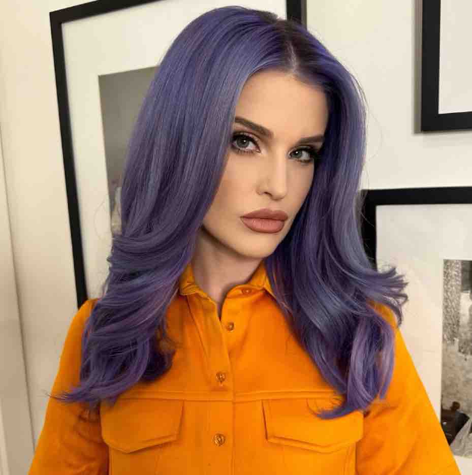 Rosto de Kelly Osbourne