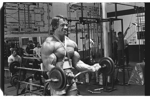Arnold Schwarzenegger quando mais jovem
