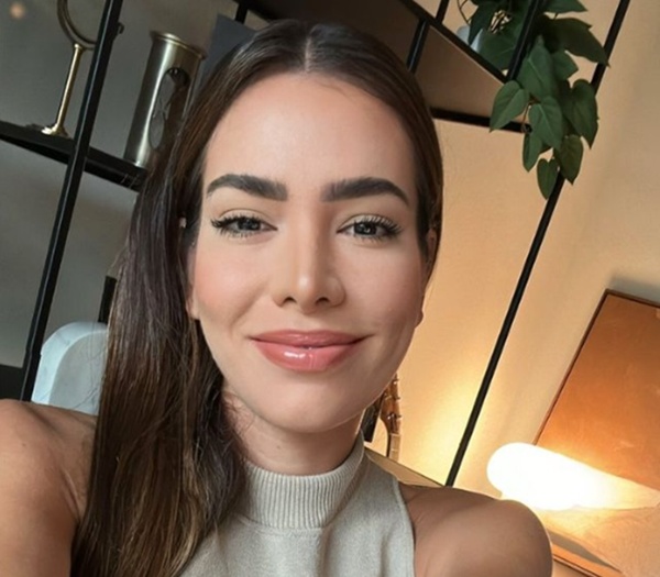 Adriana Sant'Anna
