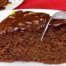 Bolo de chocolate com laranja