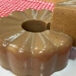Pudim de banana com café