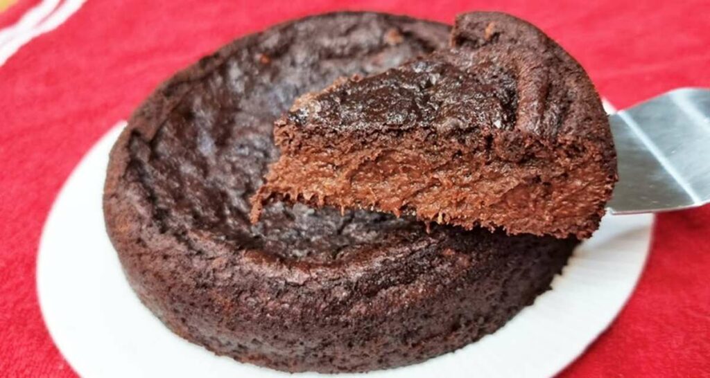 Bolo de banana com chocolate