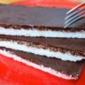 Doce de coco com chocolate