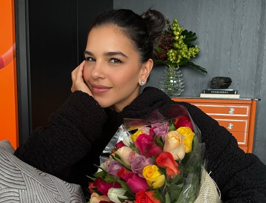 Mariana Rios descobriu doença auditiva ao notar zumbido durante período estressante; entenda
