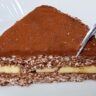 Bolo de chocolate com banana sem forno