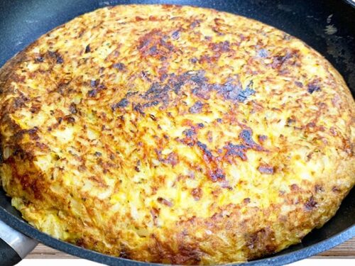 Sobrou arroz cozido? Não jogue fora! Faça essa delícia fácil, rápida e saudável!