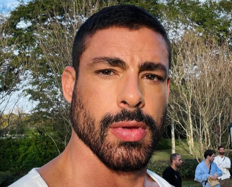 Cauã Reymond nega harmonização facial após críticas à aparência ...