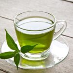 Vitamina B3 com chá verde pode ajudar a proteger o cérebro, aponta estudo Vitamina B3 com chá verde pode ajudar a proteger o cérebro, aponta estudo