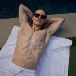 Bilionário obcecado por longevidade planeja ser imortal por meio de IA: "Absorveu tudo o que já falei na vida"; entenda Bilionário obcecado por longevidade planeja ser imortal por meio de IA: "Absorveu tudo o que já falei na vida"; entenda