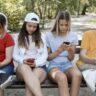 Vício de adolescentes em redes sociais pode virar oficialmente em um transtorno mental; entenda