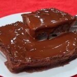 Bolo de 4 minutos, baixo em carboidratos! Sem farinha, açúcar e leite - Fácil e molhadinho