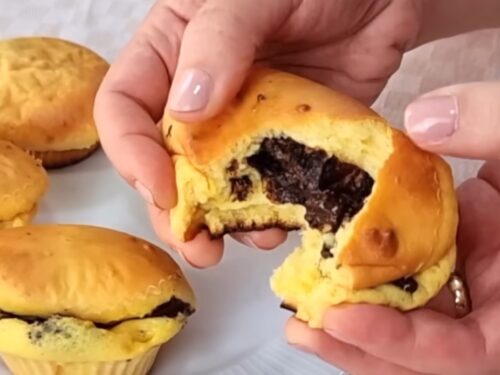 Só 4 ingredientes, sem açúcar e farinha! Lanche recheado delicioso, fácil e rápido - Vai amar!