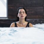 Estudo avalia se banho de gelo realmente faz perder peso; veja resultado