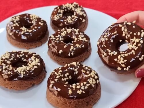 Sem açúcar! Donuts saudável e sem farinha - Rápido, barato e fácil!