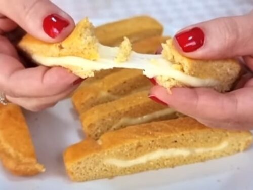 Lanche zero carboidratos super fácil e rápido! Já sai recheado! Toda a família vai amar!