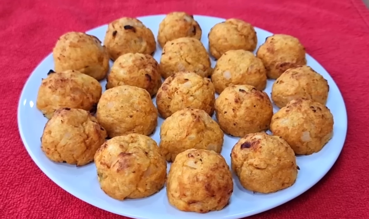 Salgado de 3 ingredientes - Sem farinha e fritura! Fácil, barato e maravilhoso!