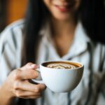 Café: limitar o consumo da bebida a um único período do dia reduz o risco de morte, diz estudo; veja qual Café: limitar o consumo da bebida a um único período do dia reduz o risco de morte, diz estudo; veja qual