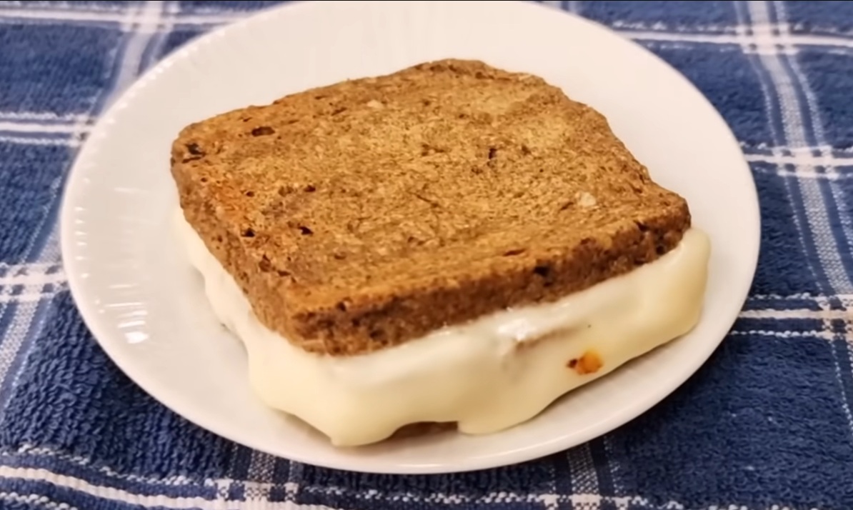 Só 3 minutos - Pão de chia perfeito! Delicioso e saudável! Low carb, rico em fibras e proteínas, fofinho