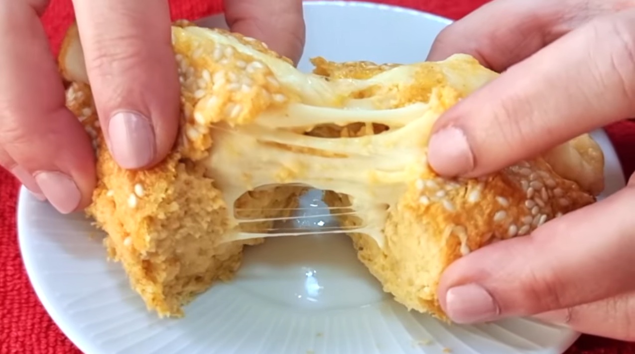 Pãozinho low carb rápido e sem farinha! Rico em proteínas e cálcio, fácil, barato e saudável