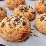 Pão fofinho, saudável, sem trigo e delicioso! Fácil e rápido (poucos ingredientes) Pão fofinho, saudável, sem trigo e delicioso! Fácil e rápido (poucos ingredientes)