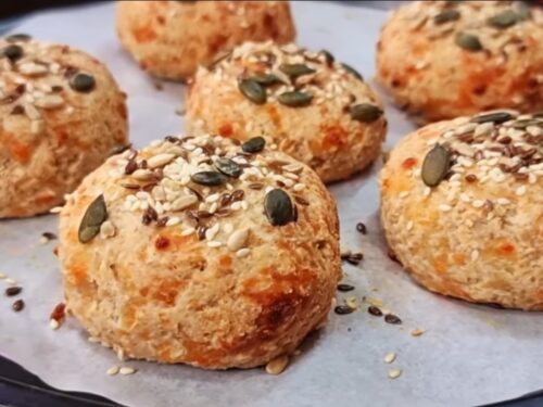 Pão fofinho, saudável, sem trigo e delicioso! Fácil e rápido (poucos ingredientes)