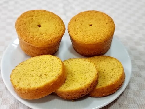 Pão de milho sem glúten e leite - Só 4 ingredientes (+ fibras e proteínas) - Rápido e fofinho