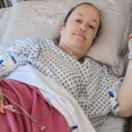 Mulher grávida descobre câncer incurável e raro após achar que havia distendido músculo na aula de ioga Mulher grávida descobre câncer incurável e raro após achar que havia distendido músculo na aula de ioga