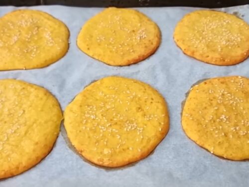 Substitua o pão! Misture ovo e fubá e voce vai viciar nessa delícia! - Sem trigo e sem óleo