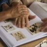 Alzheimer pode seguir quatro caminhos distintos, indica estudo; veja quais