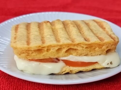 Substitua o pão em 5 minutos! Quase zero carboidratos, fofinho e delicioso! (Fácil e low carb)