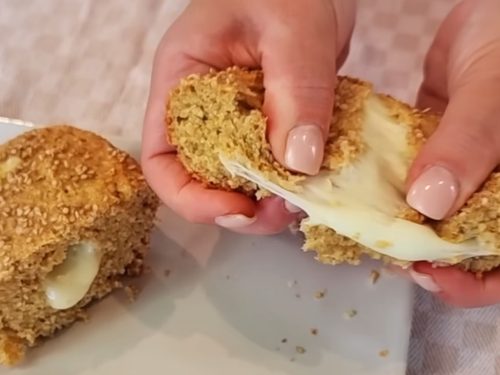 Pão de 4 ingredientes com muita fibra e proteína, sem glúten, fofinho e delicioso