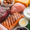 Proteinmaxxing: o que é essa tendência e quais são seus possíveis riscos a longo prazo