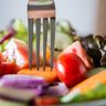 Estudo compara ganho de massa muscular entre dietas vegetarianas e com carne 