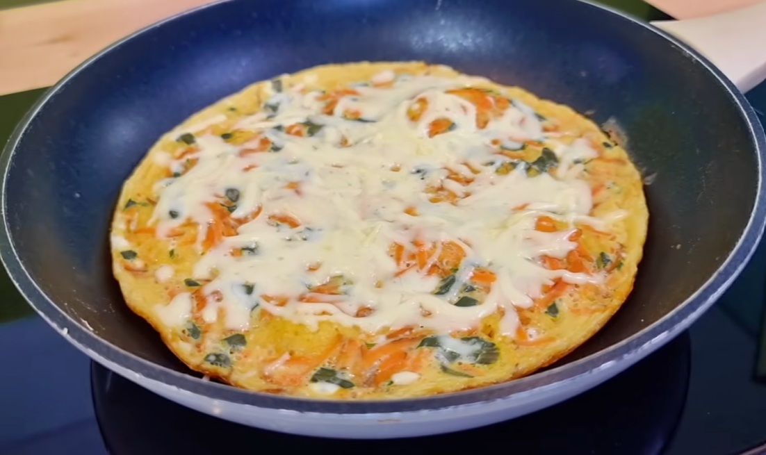 Tem cuscuz e ovo em casa? Lanche rápido e fácil!