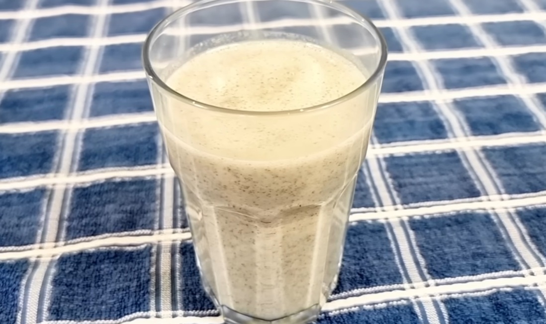 Leite de chia anti-inflamatório: rico em ômega-3 e fibras, sem lactose (Vegano) - Fácil e rápido